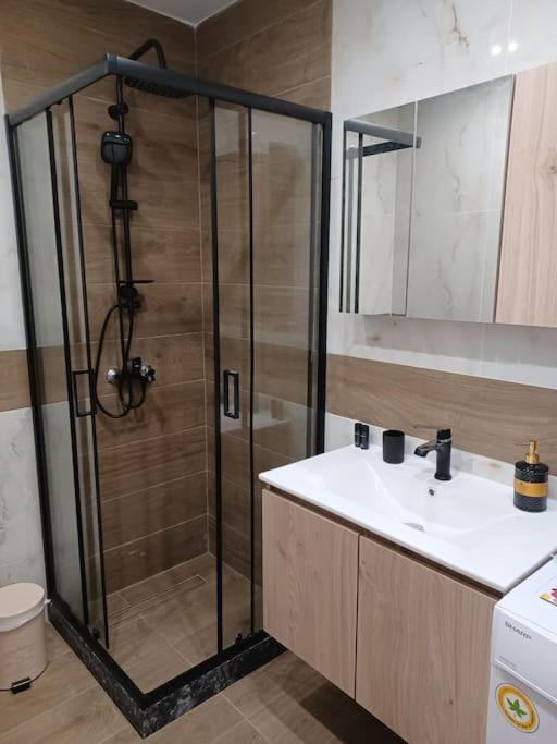 Luxury Apartment With Balcony Mytilíni Zewnętrze zdjęcie