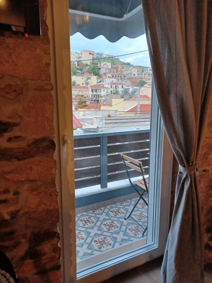 Luxury Apartment With Balcony Mytilíni Zewnętrze zdjęcie